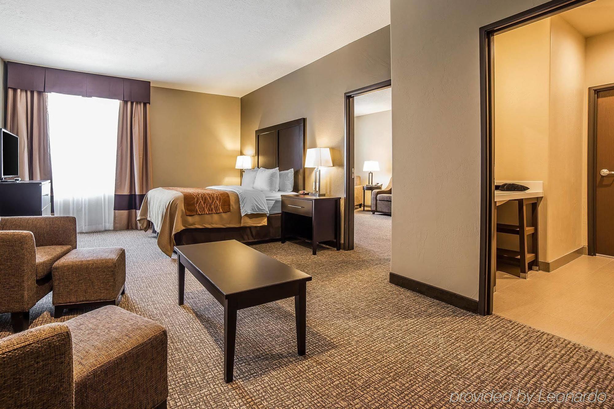 Comfort Inn & Suites Vernal - National Monument Area Exterior photo
